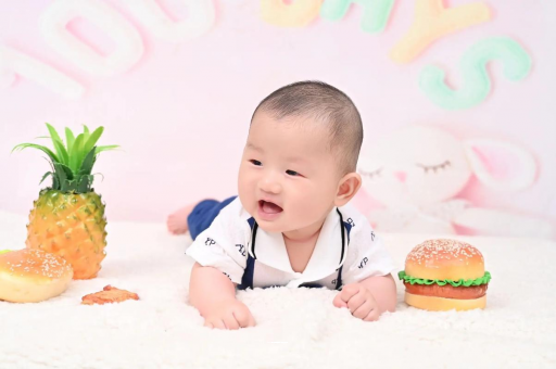 滑县八个月宝宝打嗝